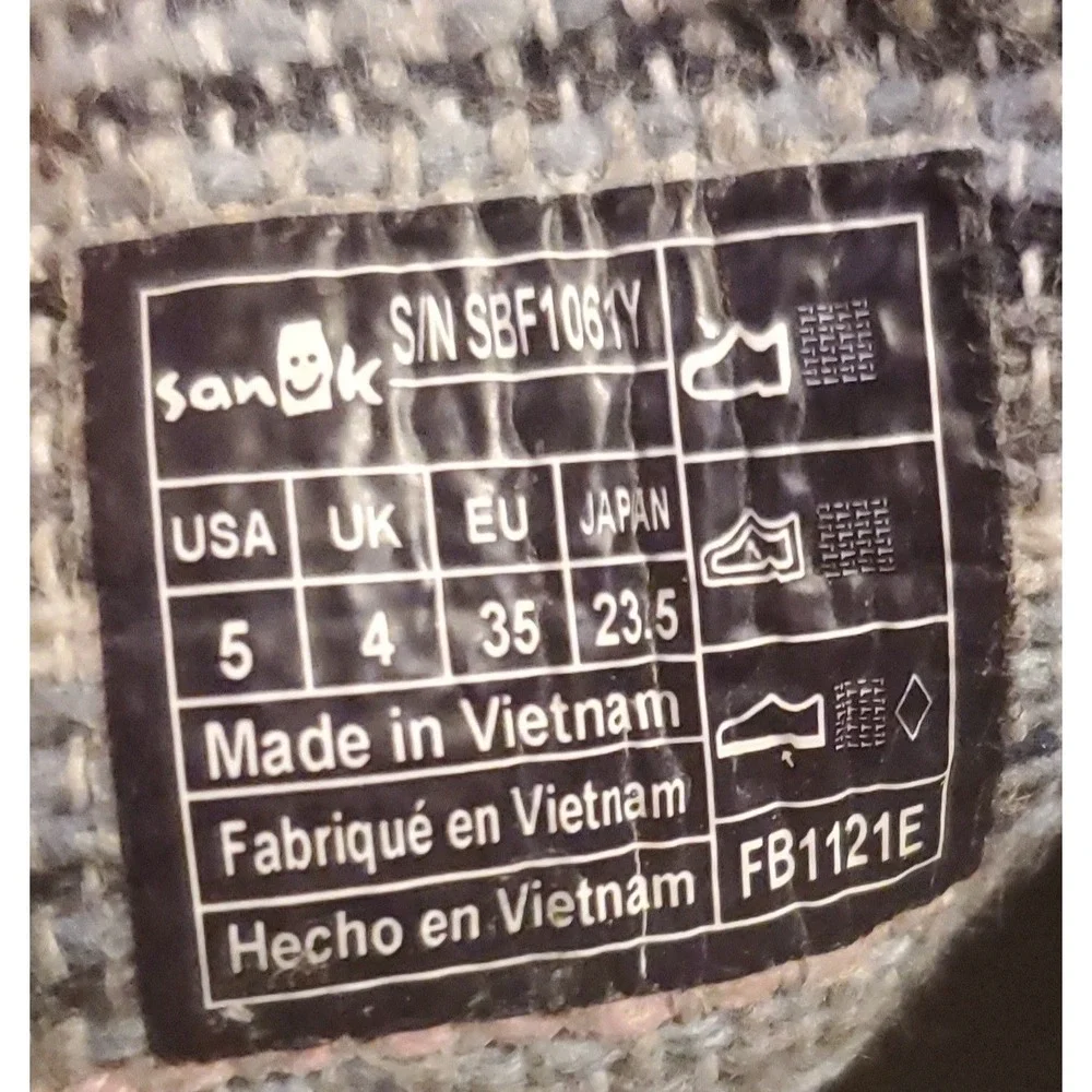 Sanuk *owners are